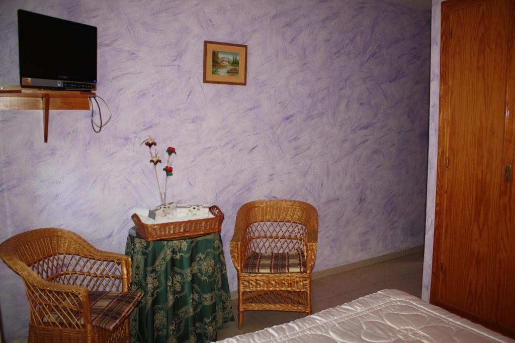 Hotel Carvajal Torrejón el Rubio الغرفة الصورة