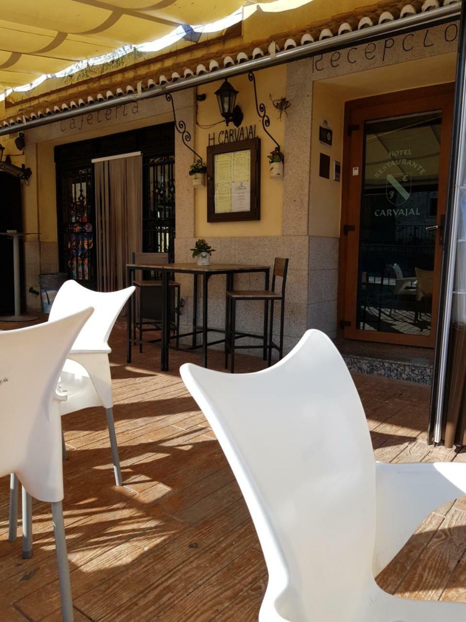 Hotel Carvajal Torrejón el Rubio المظهر الخارجي الصورة